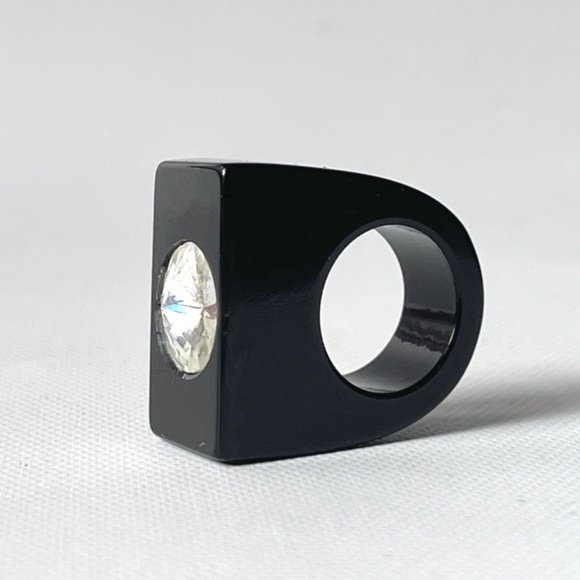 Vintage Size 4.25 Lucite Black Ring Rectangular Flat Top Rhinestone Geometric - Picture 13 of 14